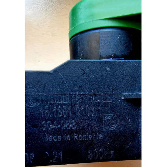 VAG Передний правый датчик положения кузова OEM:15160101031