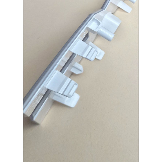 Новая оригинальная Dacia эмблема логотипа передняя Dacia  628907967R